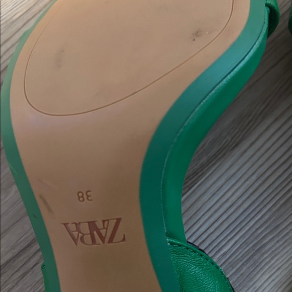 Zara Vibrant Green Strappy Sandals - Picture 5 of 10